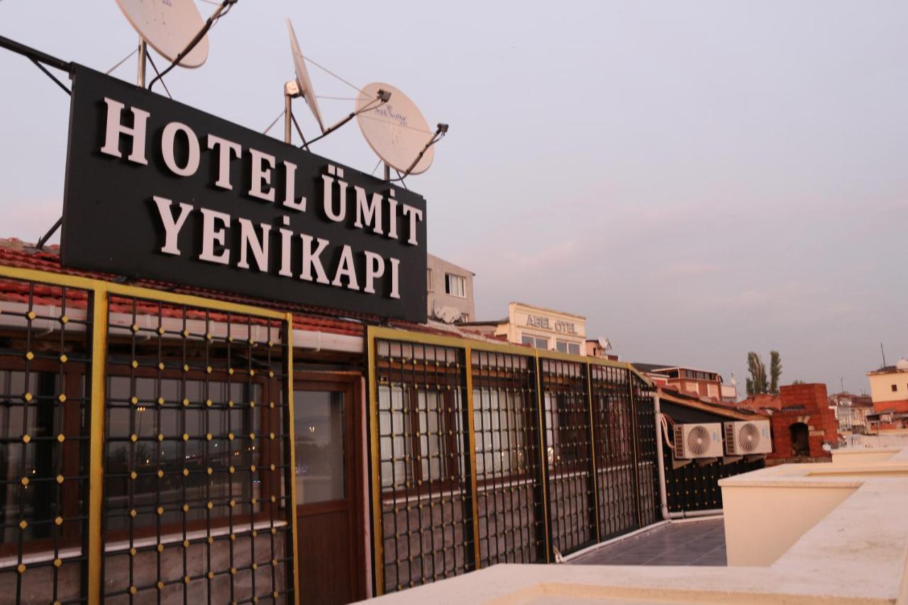 Hotel Ümıt Yenıkapi Estambul Exterior foto